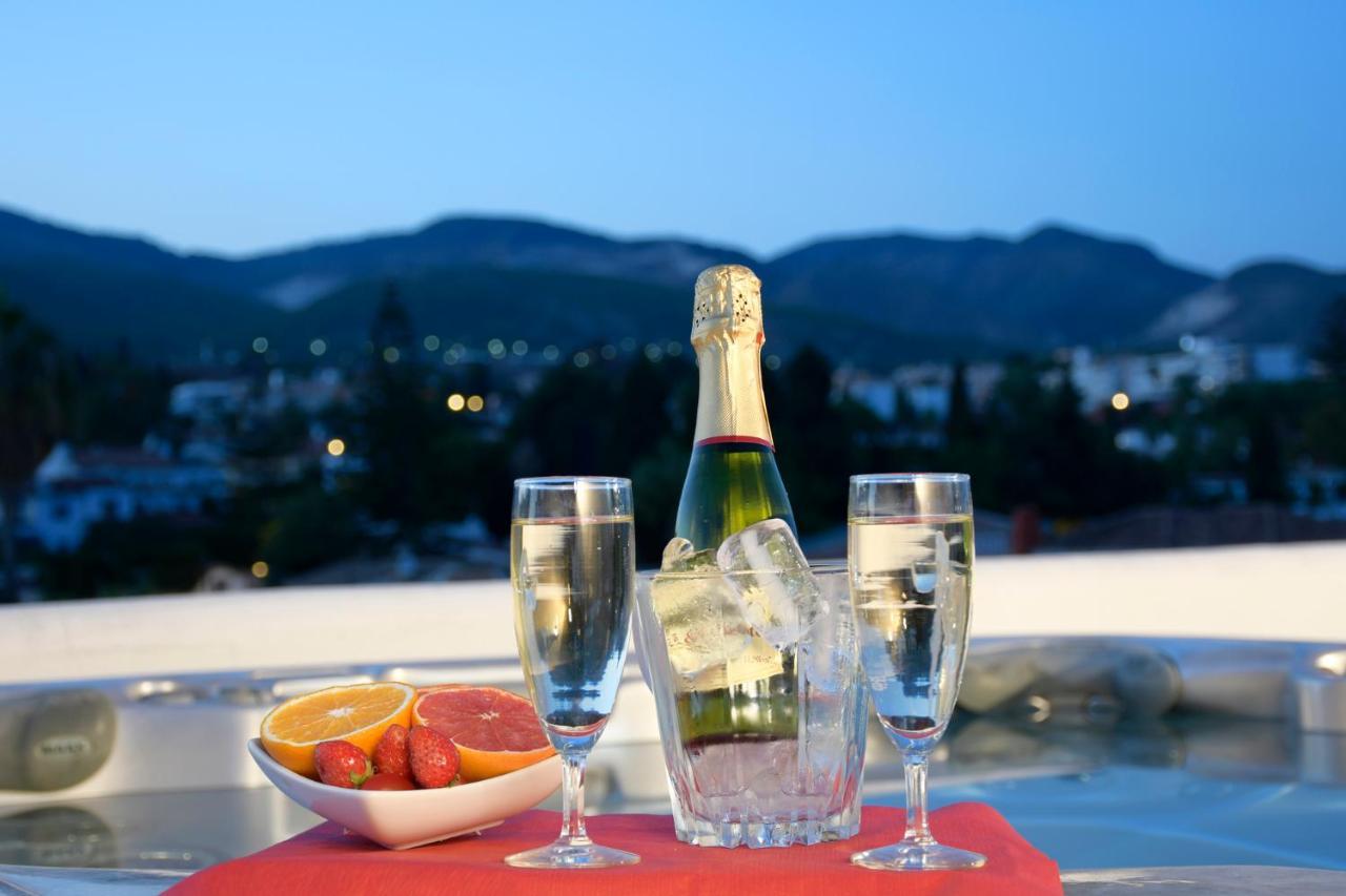 Апартаменты Isla De Benalmadena 1, Jacuzzi, 80M From The Sea, Ac, Bbq, Private Parking, Big Terrace Экстерьер фото